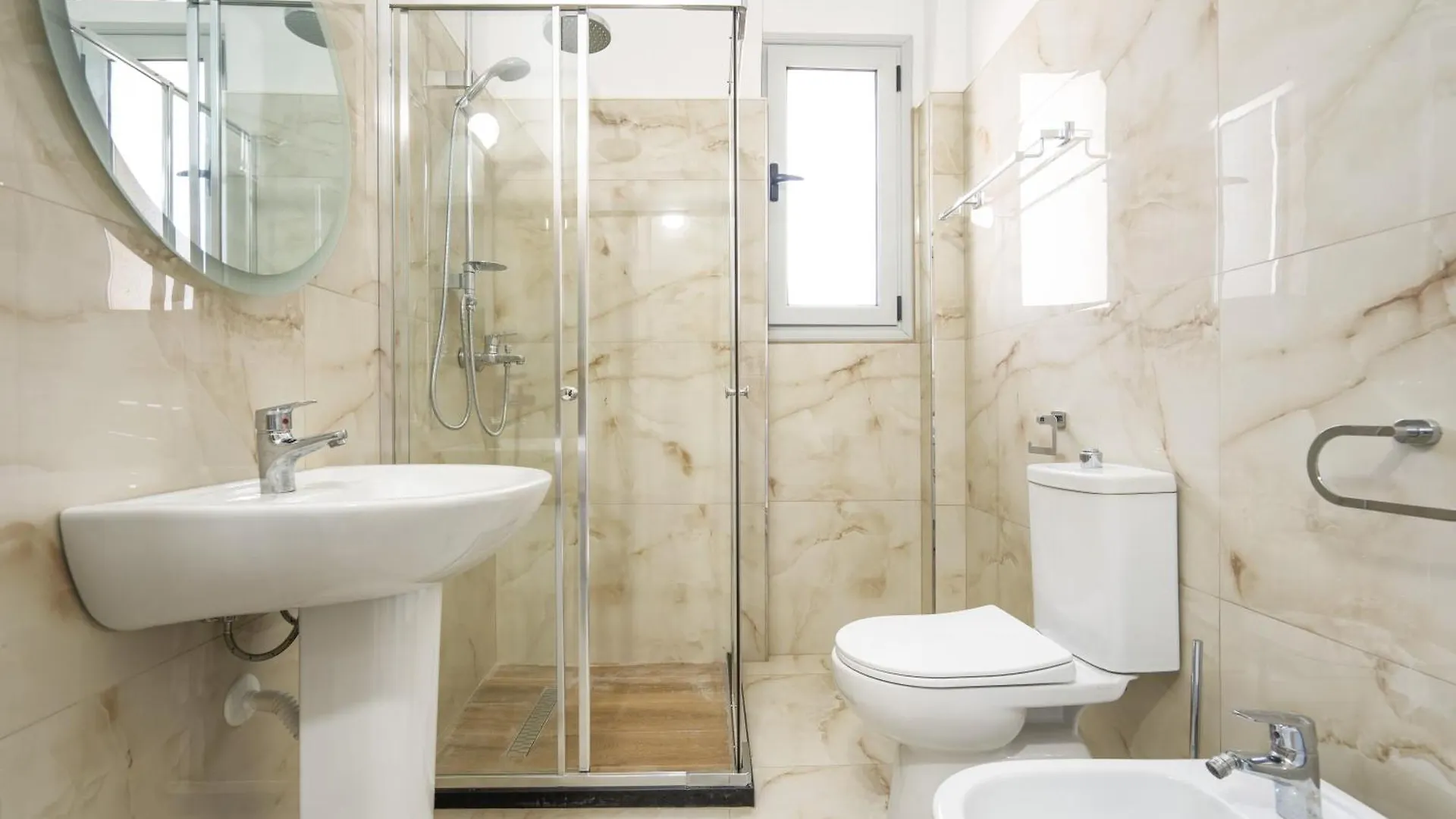 Renovated Condo Close To Town Center And The Beach Vlore 0*,  Albania